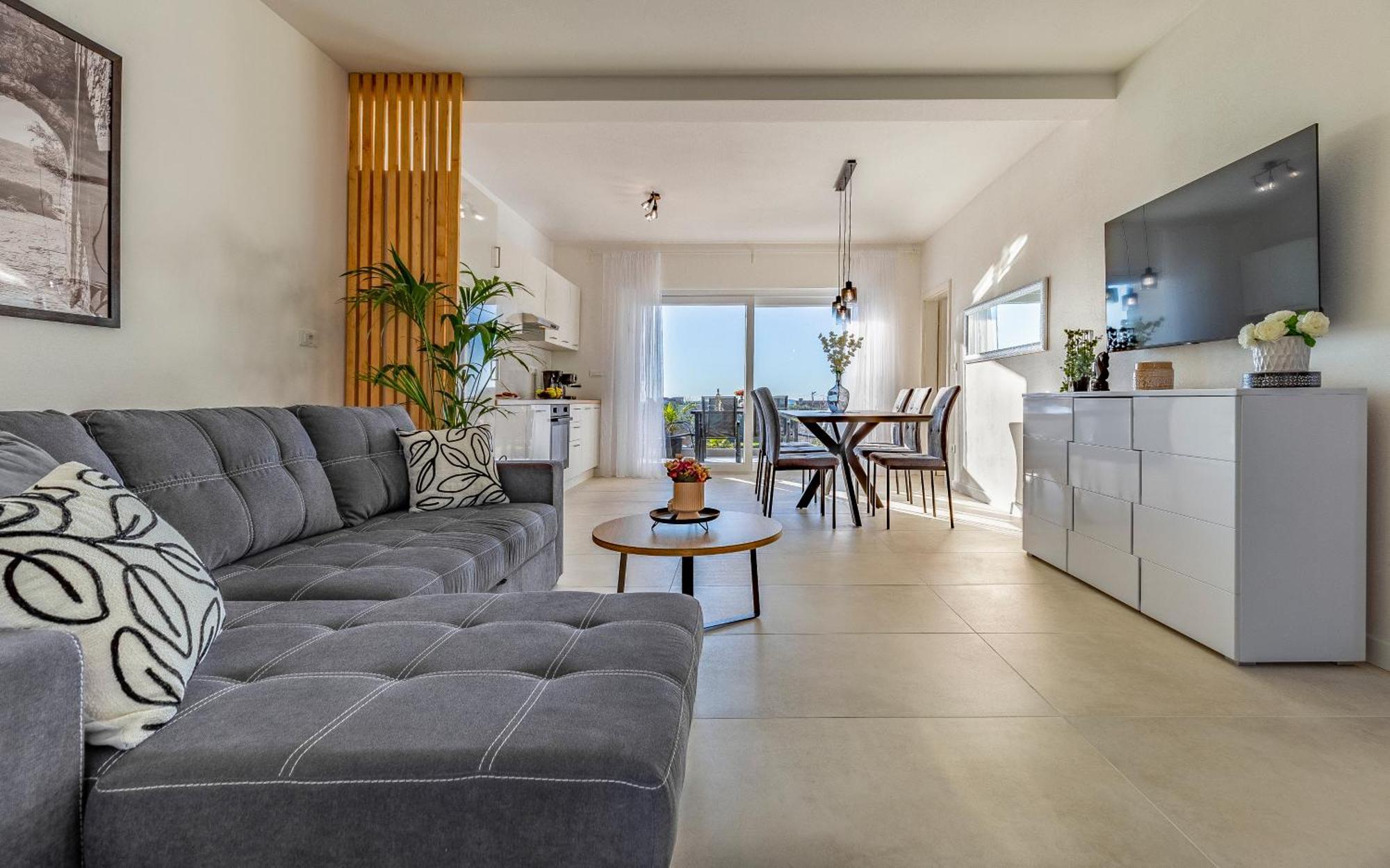 Apartman Veluana 3 With A Balcony